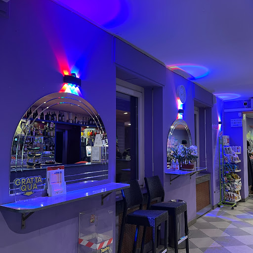 Bar Carpe Diem di Jessica Lin