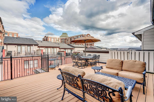 Traudel Lange - DC Area Real Estate