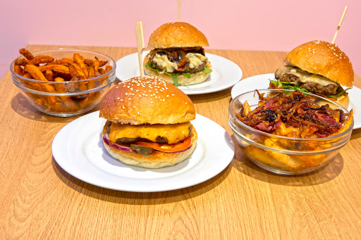 Photo 1 - Le Gourmet Burger