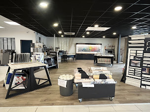 Photo n°3 de Nuances Unikalo Barbot Sens à Sens (Magasin de papiers peints)