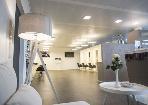 Eyecatcher hairdressers and make up artists