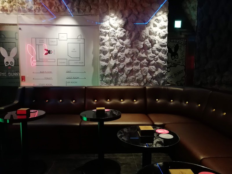 THE BUNNY（ザ バニー）