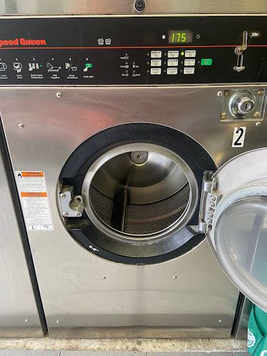 2332 Laundromat
