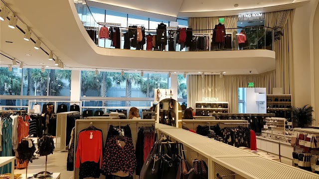 H&M