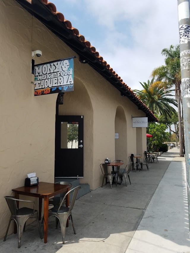 Mony's Mexican Food