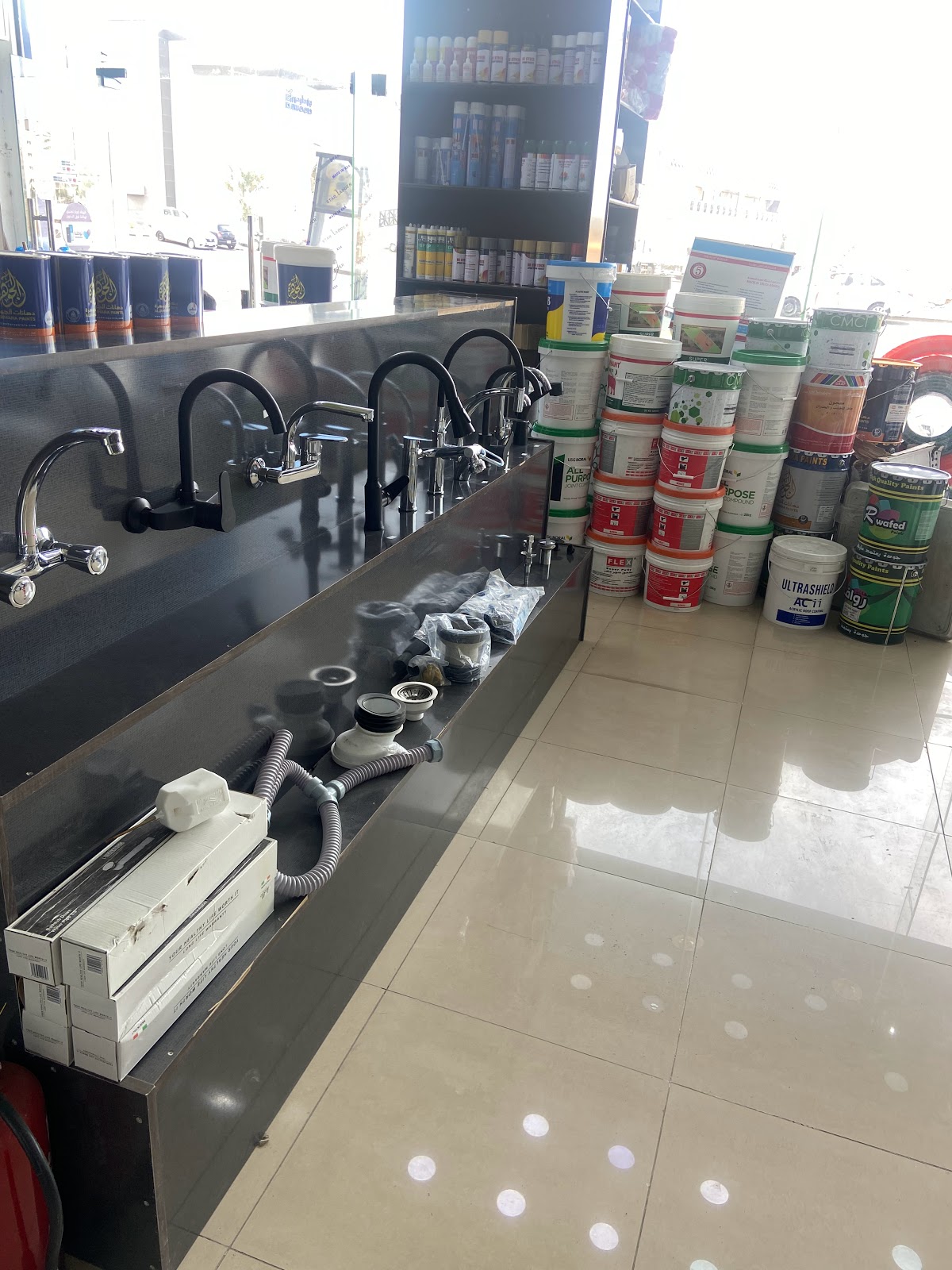 الميزان العادل للسباكة والكهرباء والمواد الصحية ومواد البناء والدهانات والاكسسوارات - صورة 2