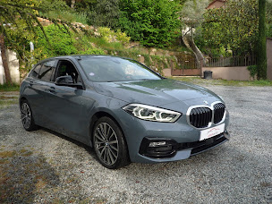 Photo n°3 de AZURAUTO à Les Adrets-de-l'Estérel (Concessionnaire automobile)