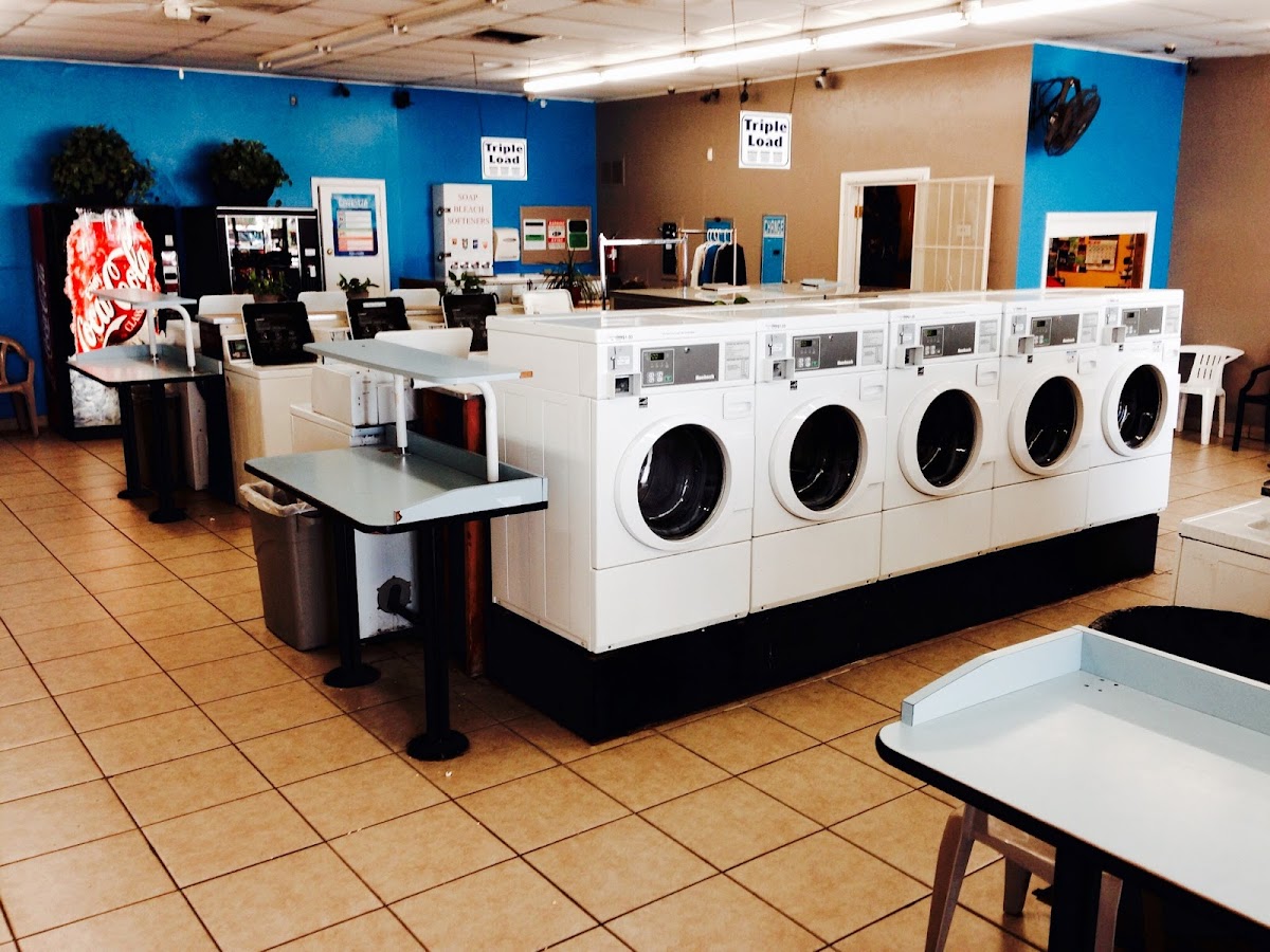 Superwash Laundromat facility with washing machines in Phoenix