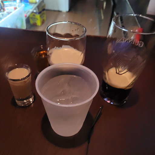 Emerald Pub - Visual