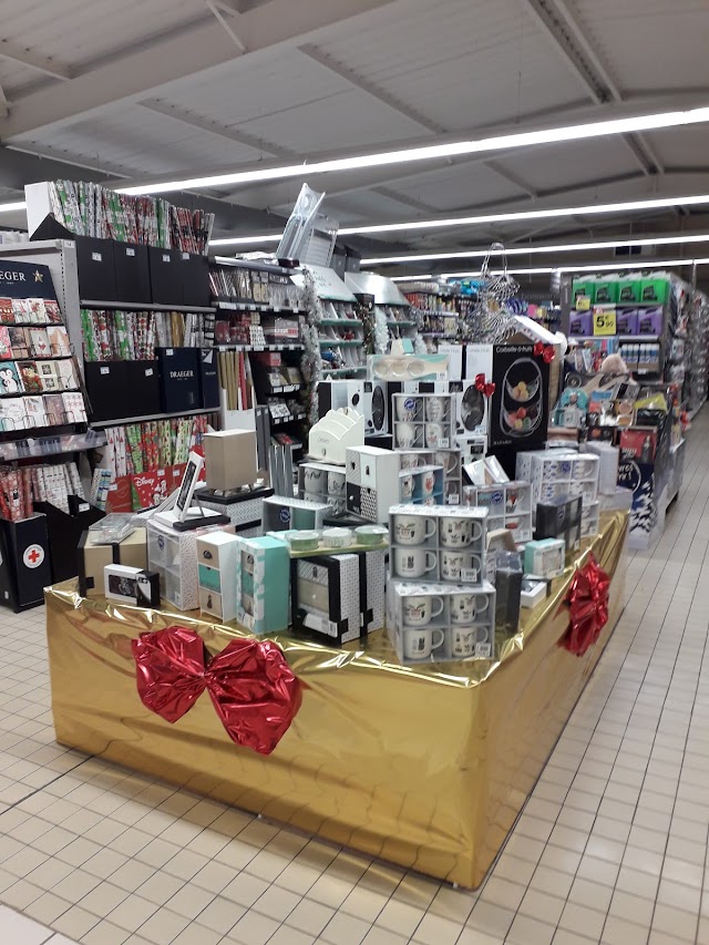 Carrefour Drive Gonneville La Mallet