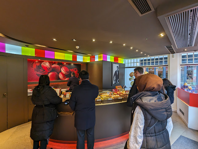 Pierre Hermé Paris Covent Garden Phone number