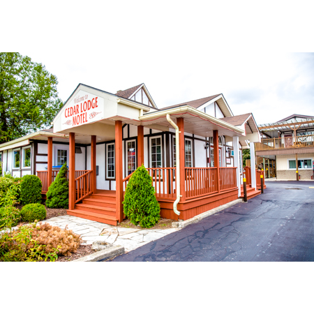 Cedar Lodge Motel