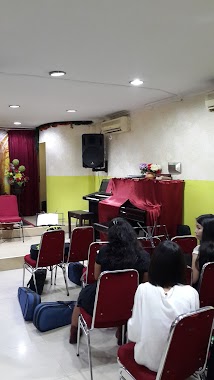 Gereja Masehi Advent Hari Ketujuh Jemaat Taman Wisma Asri, Author: Dery Simarmata