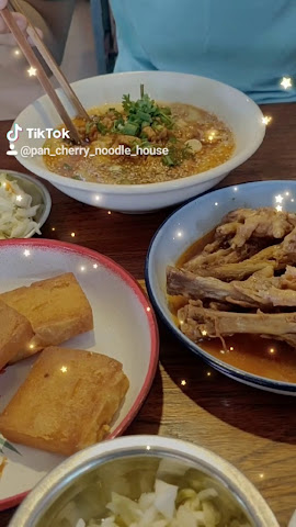 Pan Cherry Noodle House & Cafe by null