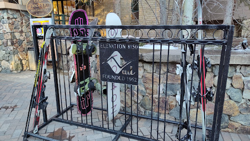 8150 Ski Shop - Thumbnail
