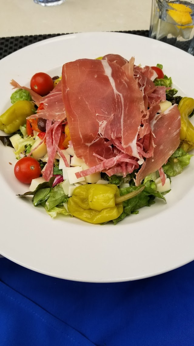 Spruzzo Restaurant & Bar