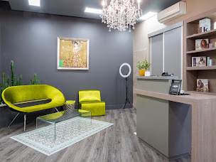 Photo n°2 de Paprika Coiffure à Saint-Étienne (Magasin d'articles de coiffure pour hommes)