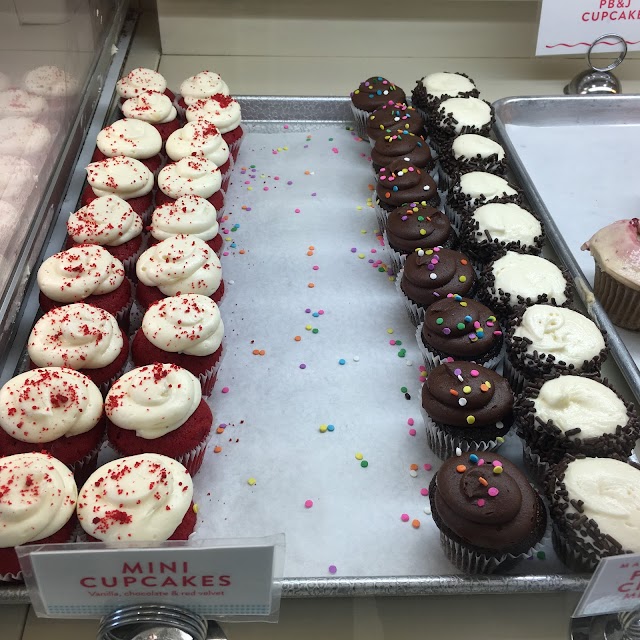 SusieCakes - Brentwood