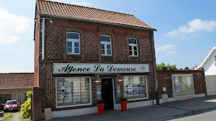Photo n°8 de Agence La Demeure à Verton (Agence immobilière)
