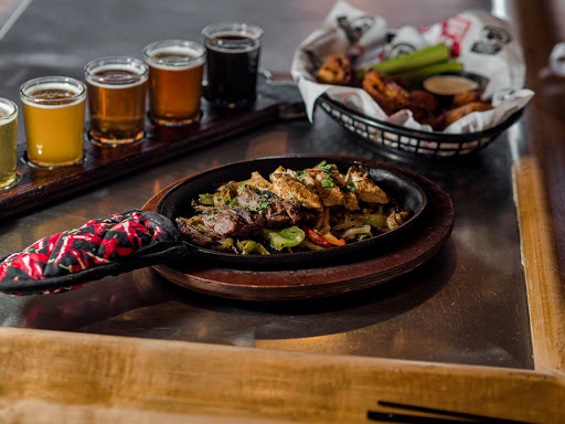 Uncle Bear's Grill & Tap - Rittenhouse - Thumbnail