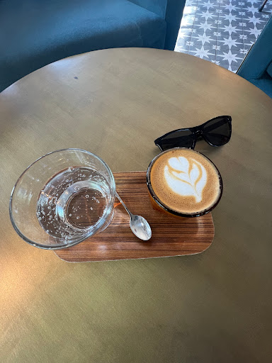 Stein's Cafe - Visual