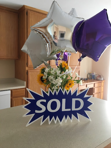 Jessica E. Quintero, Realtor - Thumbnail