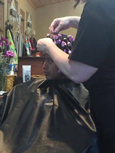 Angle's Hair Design & Tanning - Thumbnail