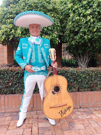 MARIACHI NUEVO JALISCO.