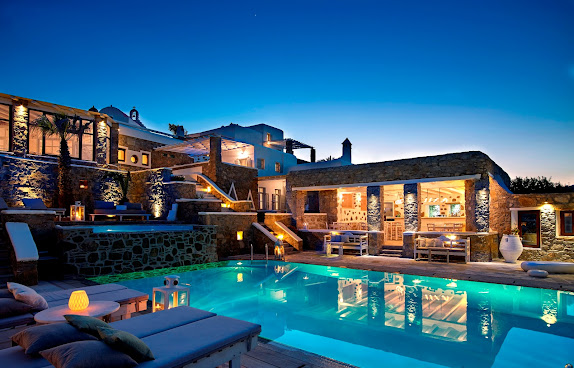 Kallos of Mykonos by null