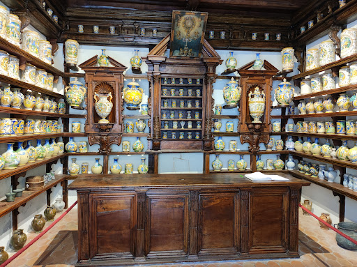Raccolta di Vasi da Farmacia