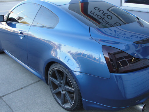 Maple Leaf Auto Body - Thumbnail