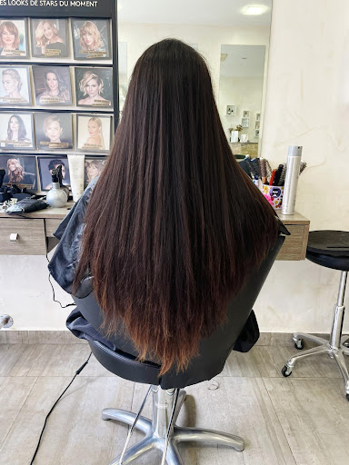 R Captif - Coiffeur - Bio et Coloration Végétale - Le Perreux sur marne 94 - Thumbnail