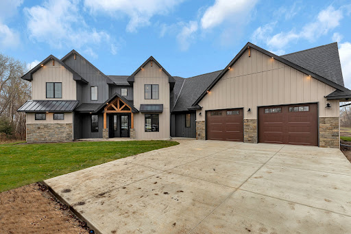 Avatar for LakeWood Homes & Remodeling