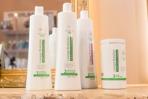 Photo n°10 de Cozy Salon & Cosmetics à Paris (Salon de coiffure)