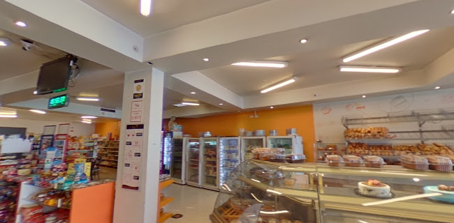 Opiniones de Panaderia Y Pasteleria Migas Y Miel en Riobamba - Panadería