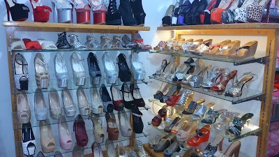 Photos of The RadyaS Outlet