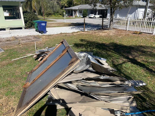 HoWee Junk - Visual