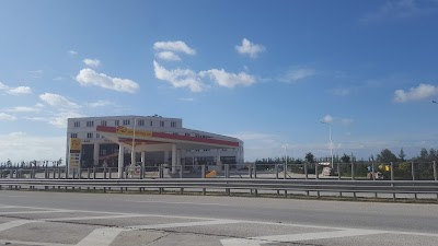 Fjortes Hotel & Gas Station