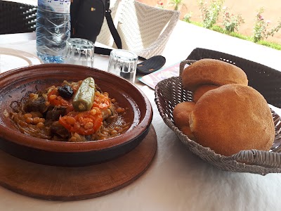 Photos of La Belle Etoile