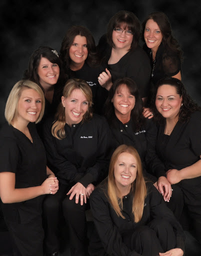 Advanced Smiles Dental, P.A.: Juli Eivens DDS, Jennifer Laubach DDS - Thumbnail