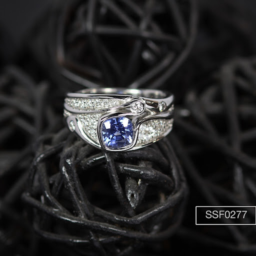 Dot the Jewellers