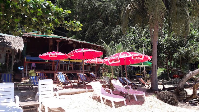 Indie Beach Bungalow