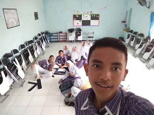 SMK Persada Husada Indonesia (SMK PHI), Author: Bintang Sulistyo