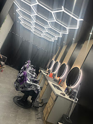 Photo n°16 de MJ BARBER à Roubaix (Salon de coiffure)