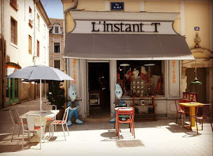 Photo n°1 de L'instant T broc-café Café/Brocante à Chalon-sur-Saône (Magasin d'ameublement et de décoration)