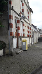 Photo n°2 de La Poste Agence Communale à Ally (Poste)
