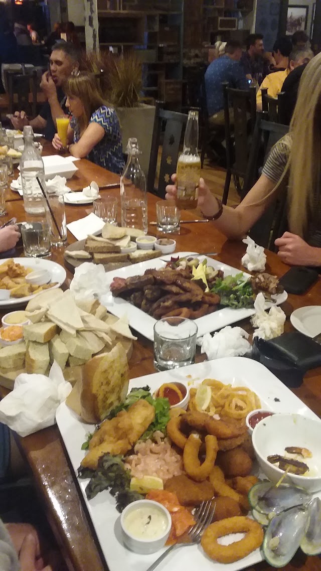Bealey's Speight's Ale House