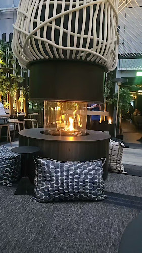 8 at The Londoner