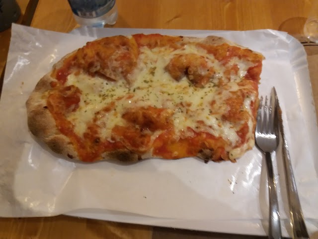 Alla Pinsa Non Si Comanda