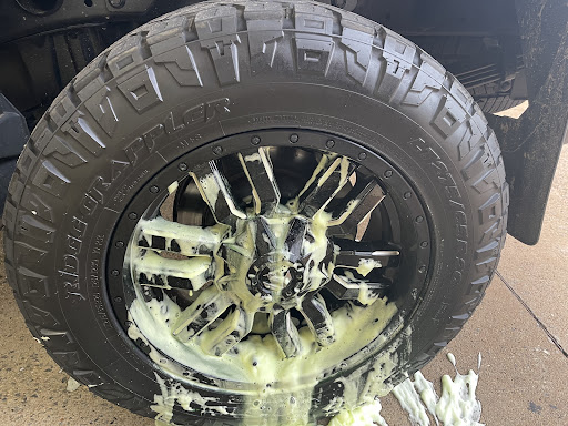 Queen of Clean Carwash - Thumbnail